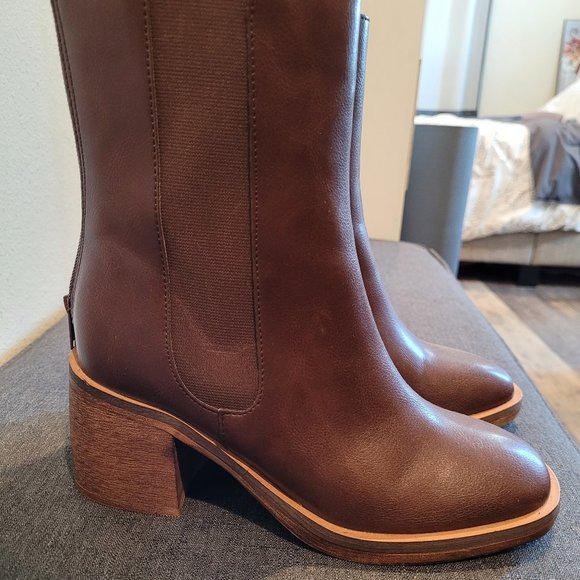 Buckle Shoes - Brown Boots